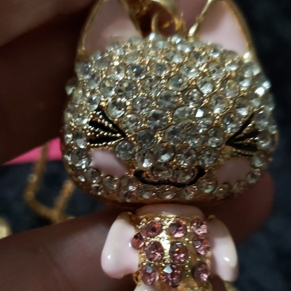 NWT BETSEY JOHNSON SHY PINK KITTY NECKLACE - Picture 4 of 5